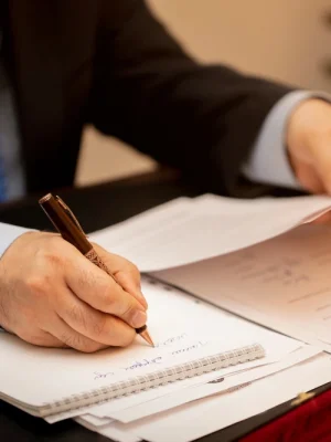 representación legal ante organismos públicos en Madrid